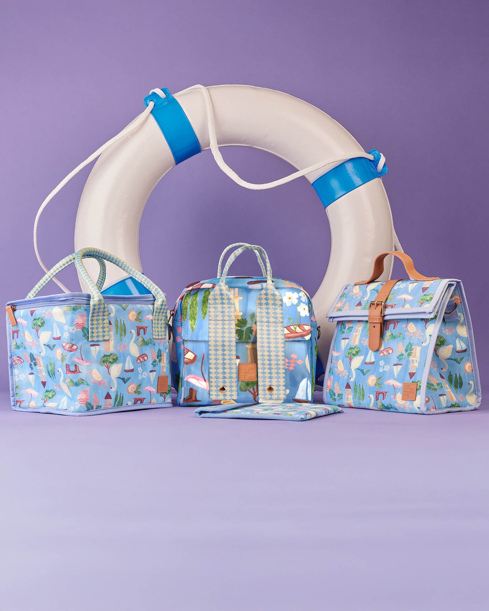 The Tote - Lunch Bag - Swan Lake