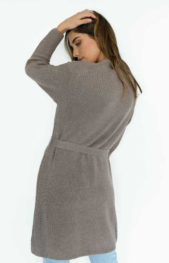 Humidity lifestyle casual clothing melbourne fashion high street Armadale calma spa HW22313 Colette Cardi mocha winter cosy longline cardi back view