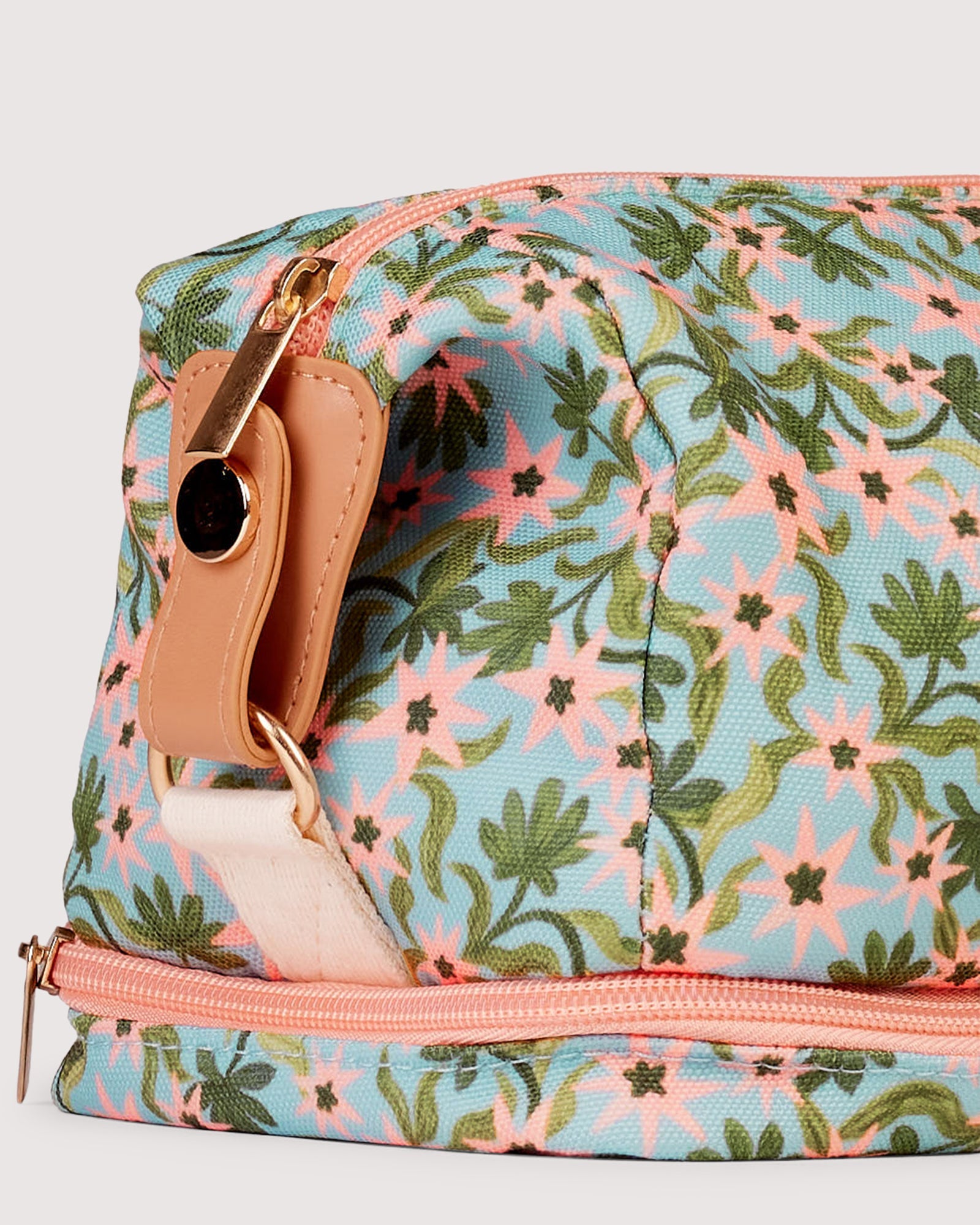The Beauty - Cosmetic Bag - Seaflower