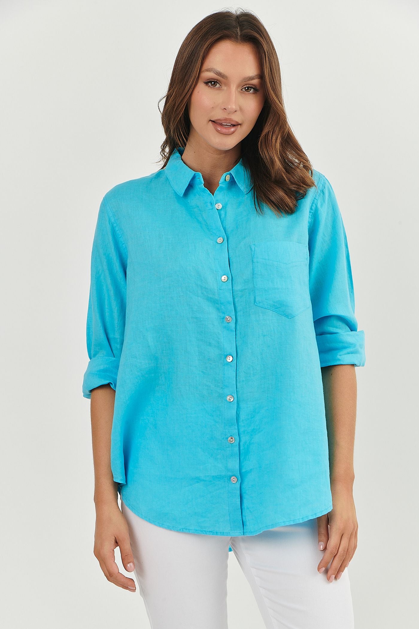 100% linen Enveloppe shirt FRONT VIEW TURQUOSIE style 062 over size boyfriend style loose fitting summer calma spa skin clinic armadale melbourne fashion lifestyle