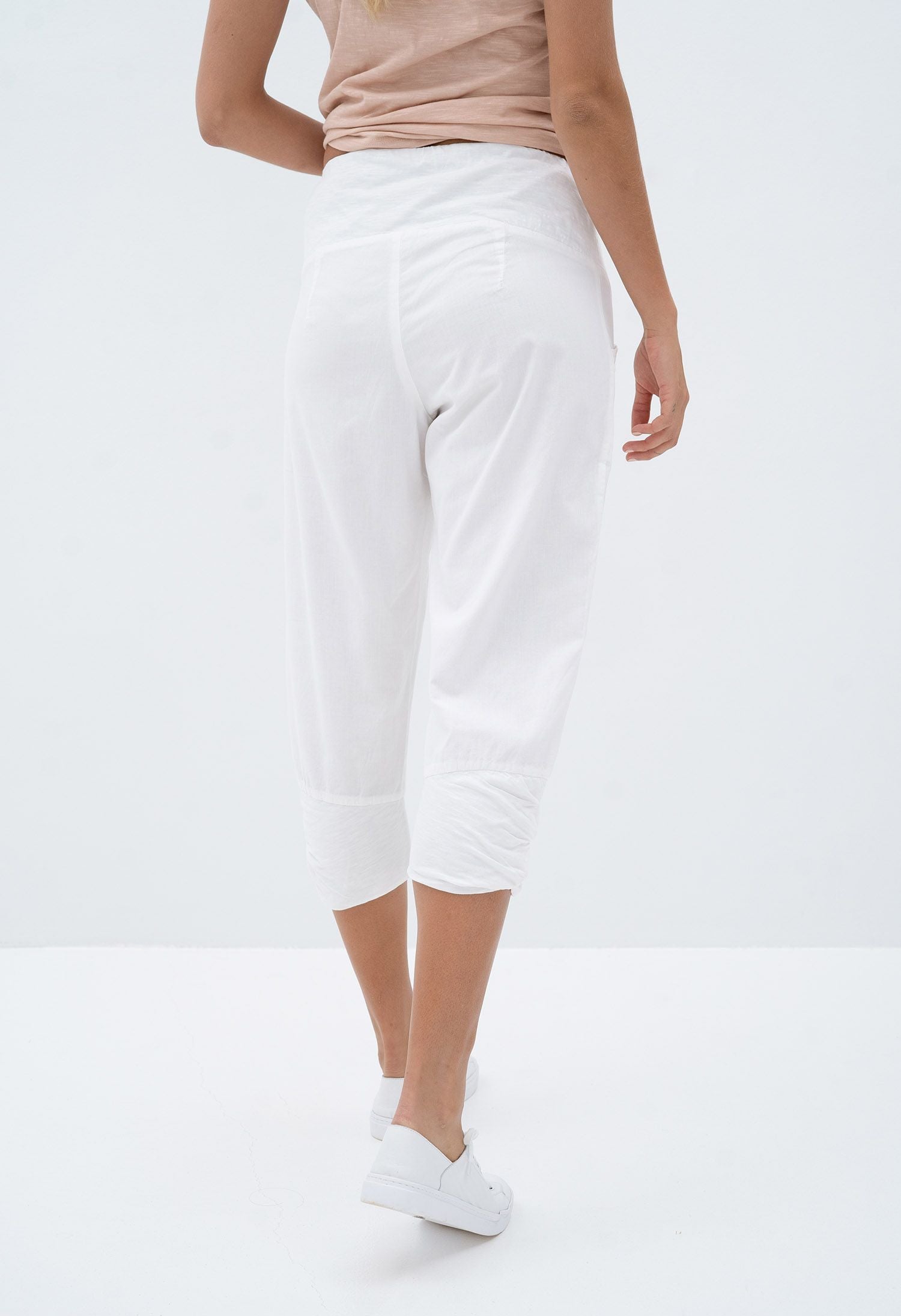 Humidity lifestyle casual clothing melbourne fashion high street Armadale calma spa HS23716 castaway pants white back view