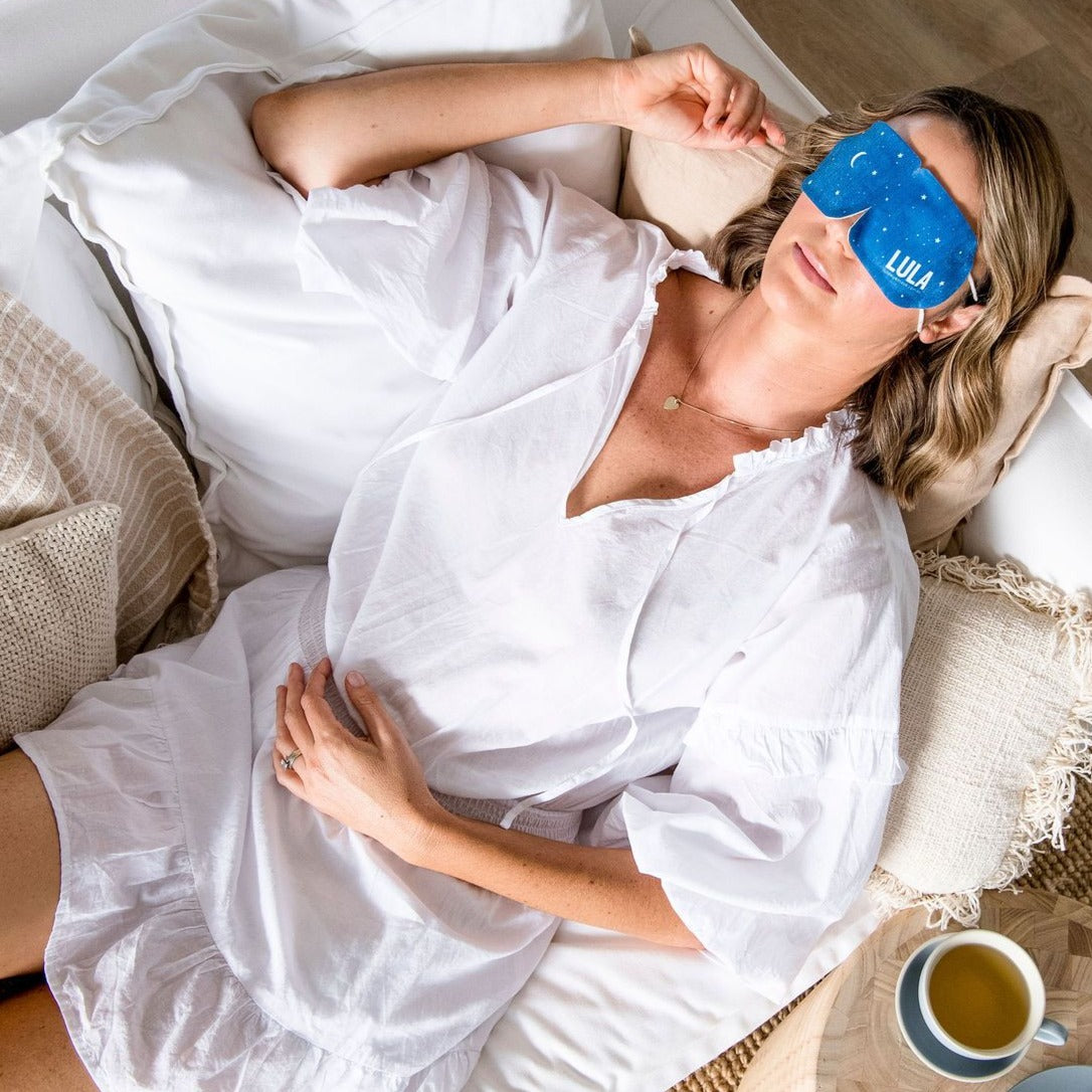  There are 5 eye masks in each box
* The jasmine scent is very mild and gentle
* The eye mask is lightweight and very comfortable
* The warming ingredients are naturally occurring (iron powder, vermiculite, activated carbon, salt and water).
* Each eye mask warms once and can then be reused as a regular eye mask.
* The eye masks are made with non-woven fabric.