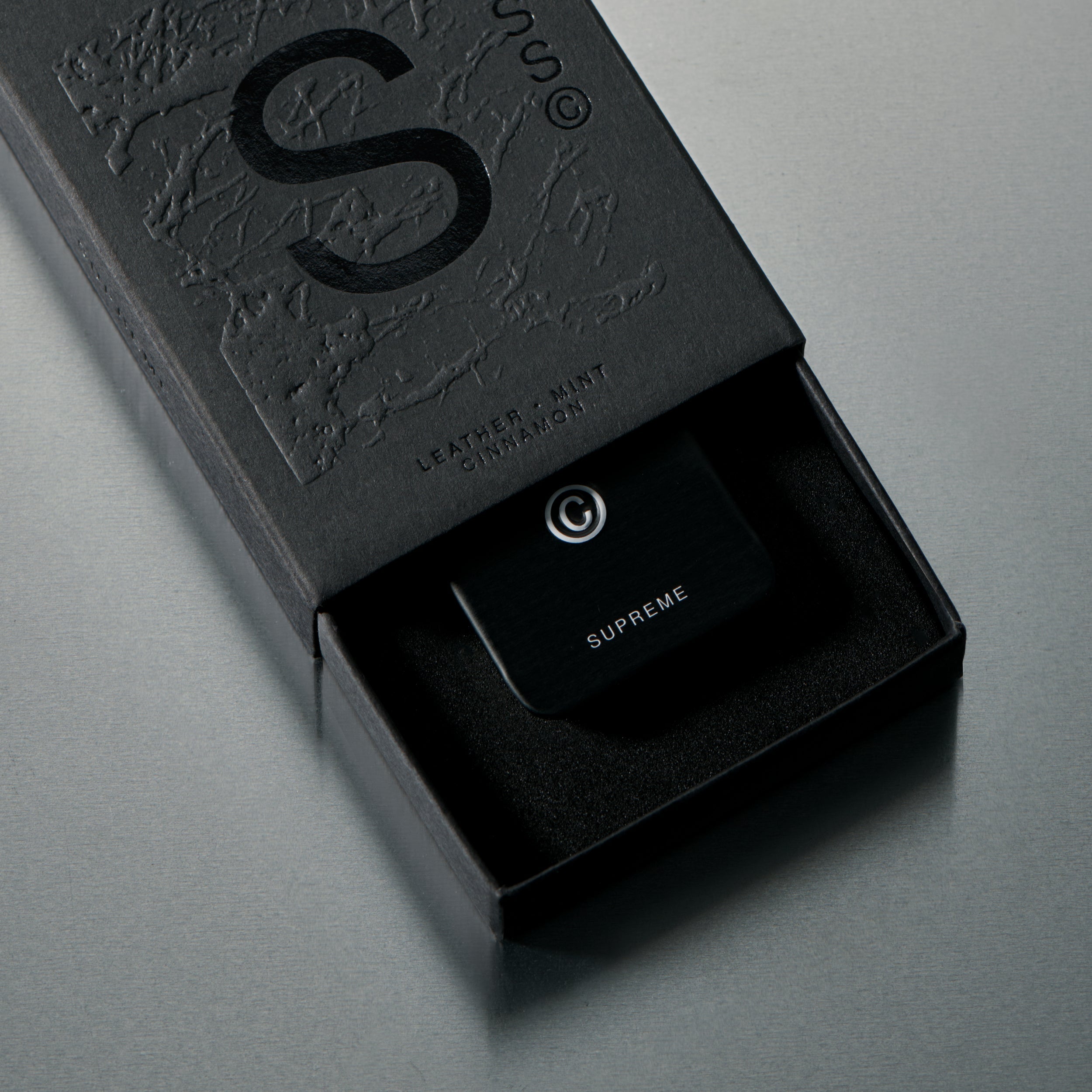 Supreme Solid Cologne